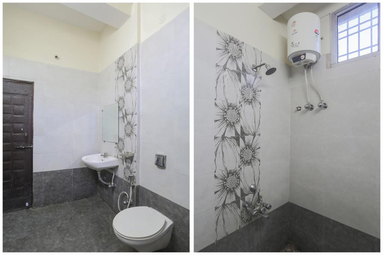 OYO 63134 Hotel Red Queen Raigarh Buitenkant foto
